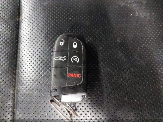 Chrysler 300 300s Awd Image 10