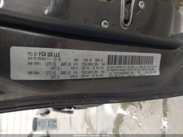 Jeep Cherokee Overland 4x4 Image 17