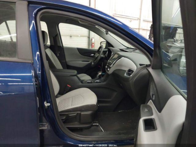 Chevrolet Equinox Awd Ls Image 3