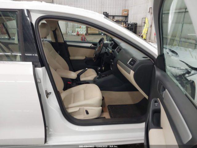 Volkswagen Jetta 1.8t Se Image 6