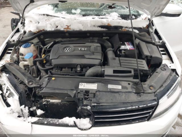 Volkswagen Jetta 1.8t Se Image 13