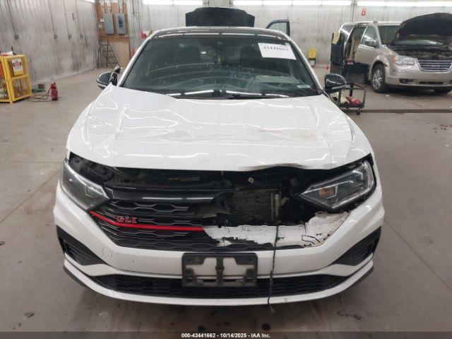 Volkswagen Jetta Image 11