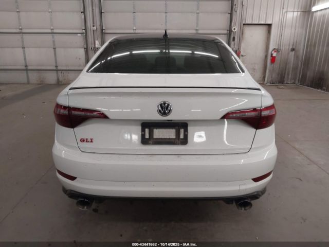 Volkswagen Jetta Image 17