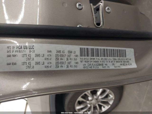 Jeep Cherokee Latitude Plus 4x4 Image 13