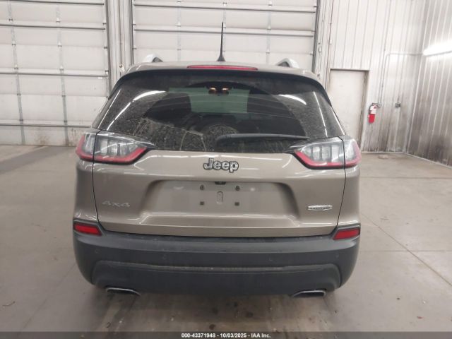 Jeep Cherokee Latitude Plus 4x4 Image 14