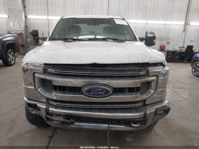 Ford F-350 Xlt Image 11