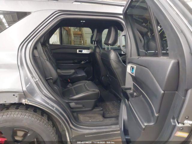 Ford Explorer St Image 11
