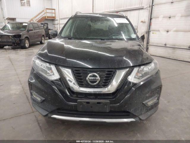 Nissan Rogue Image 13
