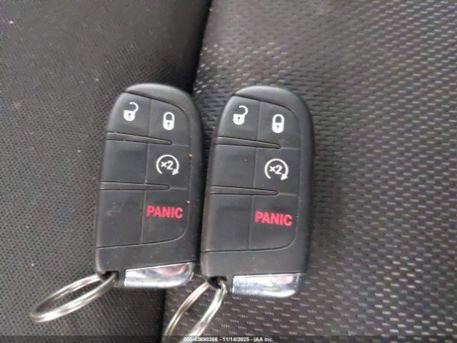 Jeep Renegade Latitude Image 13