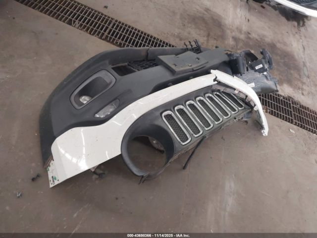 Jeep Renegade Latitude Image 12