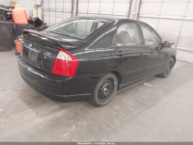 Kia Spectra Image 12