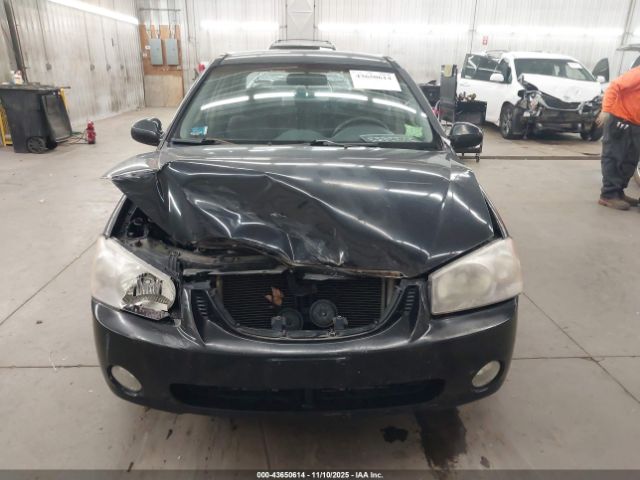 Kia Spectra Image 17