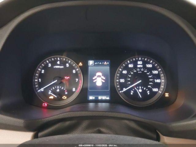 Hyundai TUCSON Limited Image 8