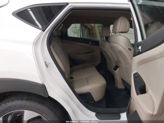 Hyundai TUCSON Limited Image 15