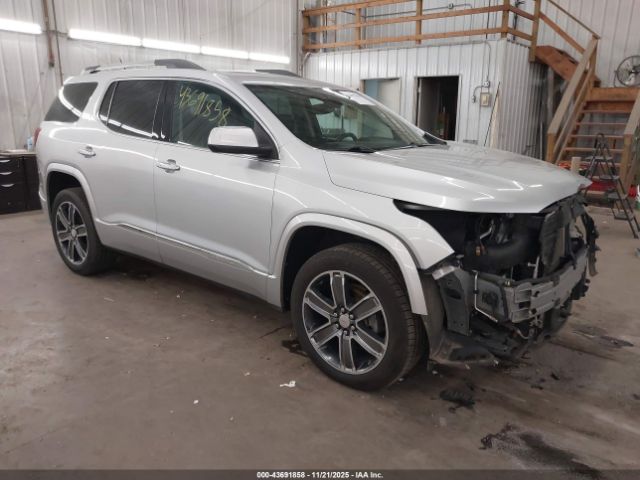 GMC Acadia Denali Image 1