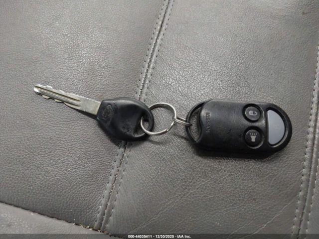 Nissan Pathfinder Image 8