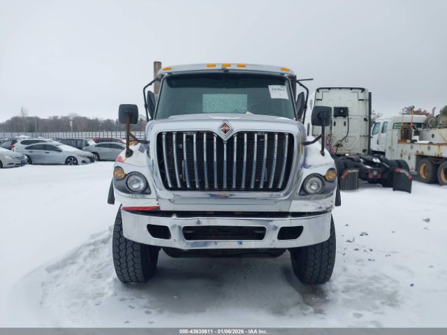 International 7000 7600 Image 9