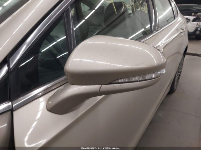 Ford Fusion Se Image 7