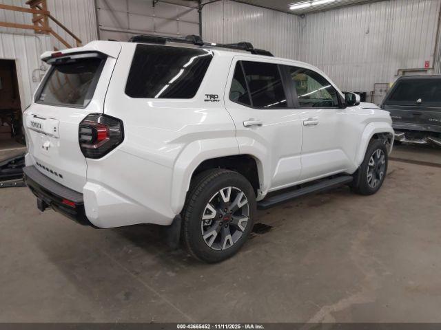 Toyota 4Runner Trd Sport Image 3