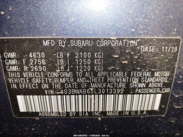 Subaru Legacy Image 11