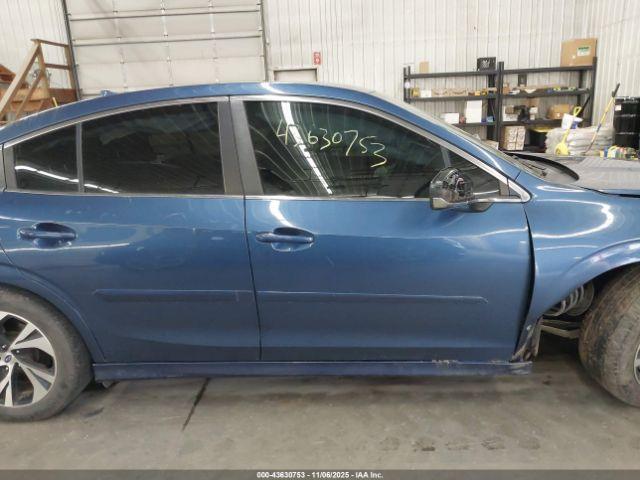 Subaru Legacy Image 15