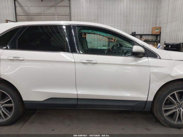 Ford Edge Titanium Image 17