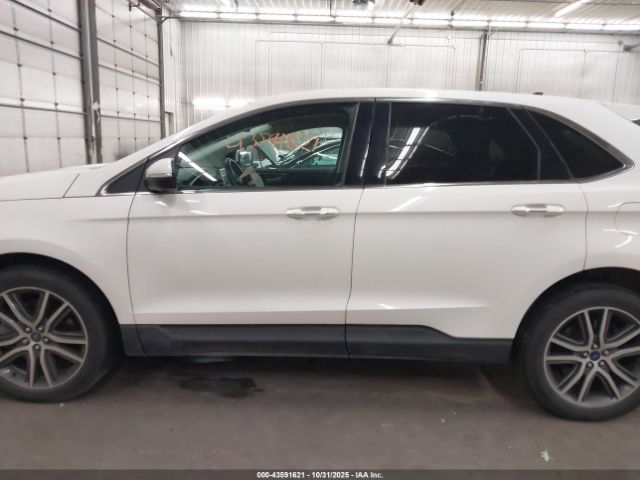 Ford Edge Titanium Image 13